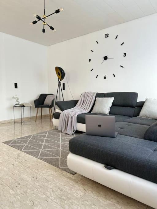 Helle Wohnung Prath Extérieur photo